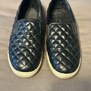 Quilted Black Slip-On Sneakers
